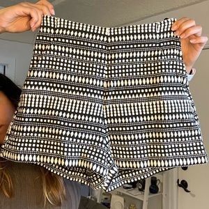 ❤️‍🔥SOLD❤️‍🔥 Patterned High Waisted shorts